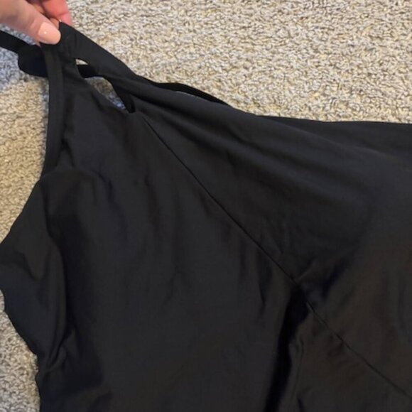 Lands’ End Full Coverage Tummy Control One Shoulder 24W - Picture 4 of 5